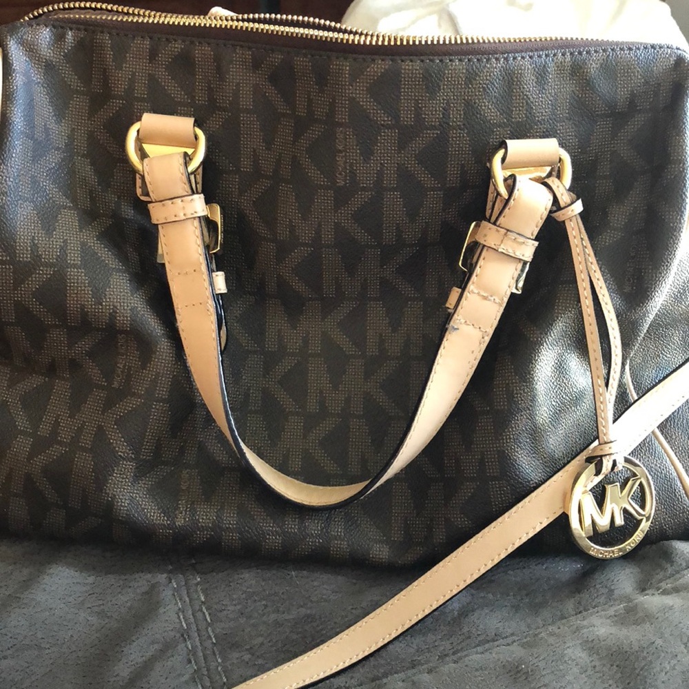 NOT 4 SALE doing trade
